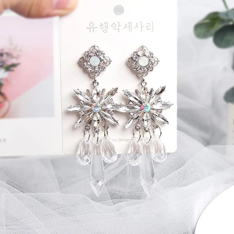 Dangle Earrings MWSONYA Korean Trendy Crystal Flower Drop For Women Girls Shiny Rinestone Brincos Party Tassel Jewelry Gifts