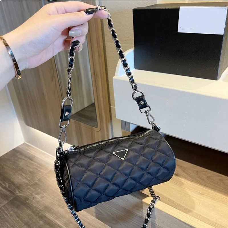 Bolso de diseñador para mujer Bolso bandolera Bolso de un solo hombro Bolso de almohada Bolso de portalápices Hobo Moda Bolso de mano de tela de nailon que combina con todo Modelo de celebridad de Internet casual