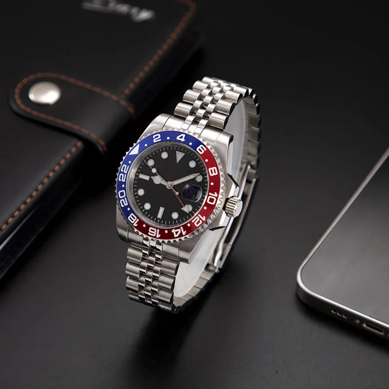 Mentiers de montres pour hommes montres de haute qualité 40 mm Noir Mécanique mécanique Céramique épilée étanche saphir lumineux montres Montre de Luxe Menwatch