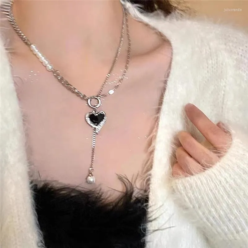 Pendant Necklaces 2023 Goth Y2K Double Layer Pearl Heart Necklace Man Hip-Hop Simple Choker Chain Stitching Exquisite Women Collar Gift