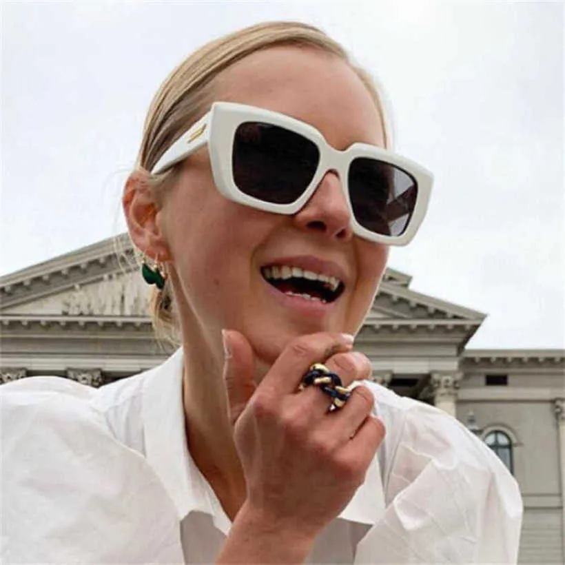 20% zniżki na luksusowy projektant Nowe okulary przeciwsłoneczne dla mężczyzn i kobiet 20% zniżki na netto czerwona ta sama talerz osobowość moda Big Square BV1030