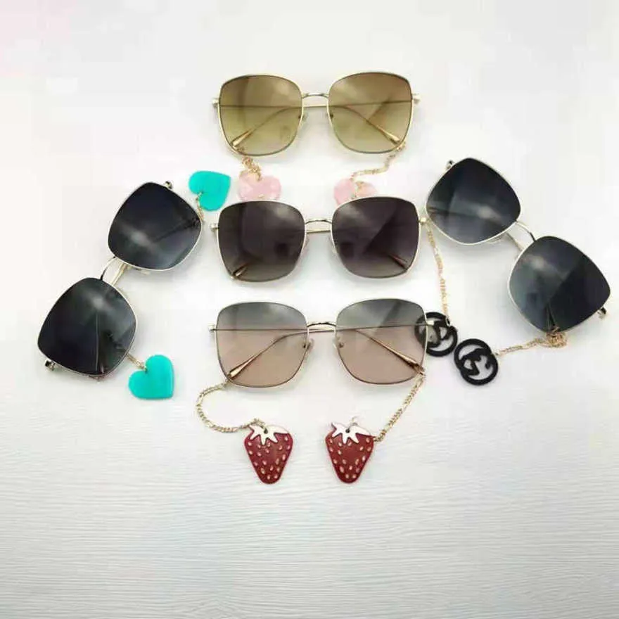Designer Men's and Women's Beach Couple Sunglasses 20% Off Ultra Light Full Frame GG1030S with Unique Pendant Style