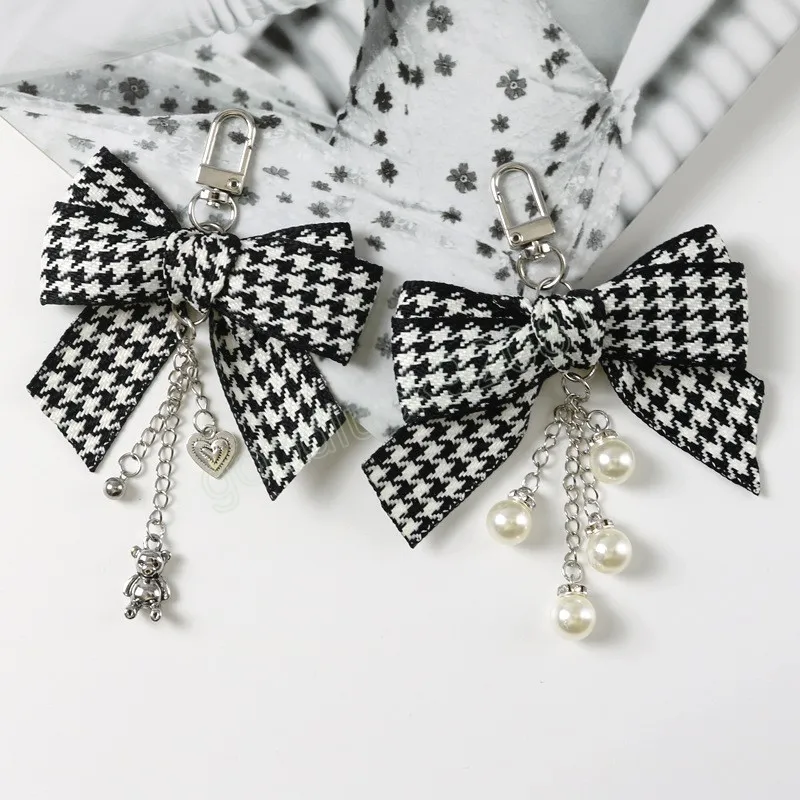 INS Style Black White Lattice Bowknot Creative Pearl Bear Penden