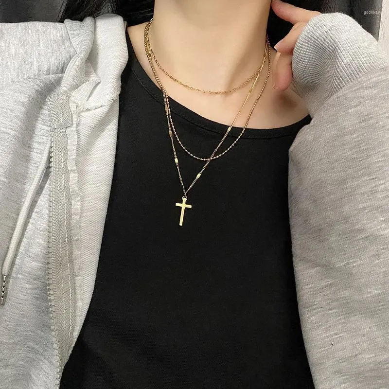 Chaînes en acier au titane ne se décolore pas trois couches collier croix pendentif à breloque géométrie féminine 3 couches chaîne tour de cou chandail Colier