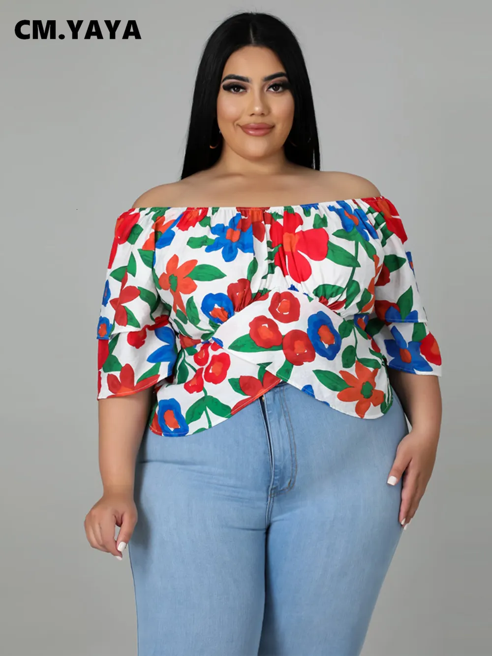 Chemisiers pour femmes Chemises CM.YAYA Femmes Plus Size Floral Cartoon Imprimer épaules dénudées Manches trois-quarts Nouer dans le dos Ourlet irrégulier Blouse et Chemise Tops 230325