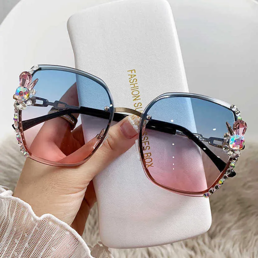 30% OFF Luxury Designer New Men's and Women's Sunglasses 20% Off Diamond crystal cut polygon glasses resistant Women