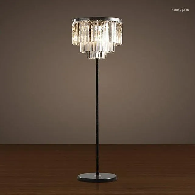 Lâmpadas de chão Lâmpada de cristal moderna LED Sala de estudo de moda leve em pé de pé criativo Café vintage el