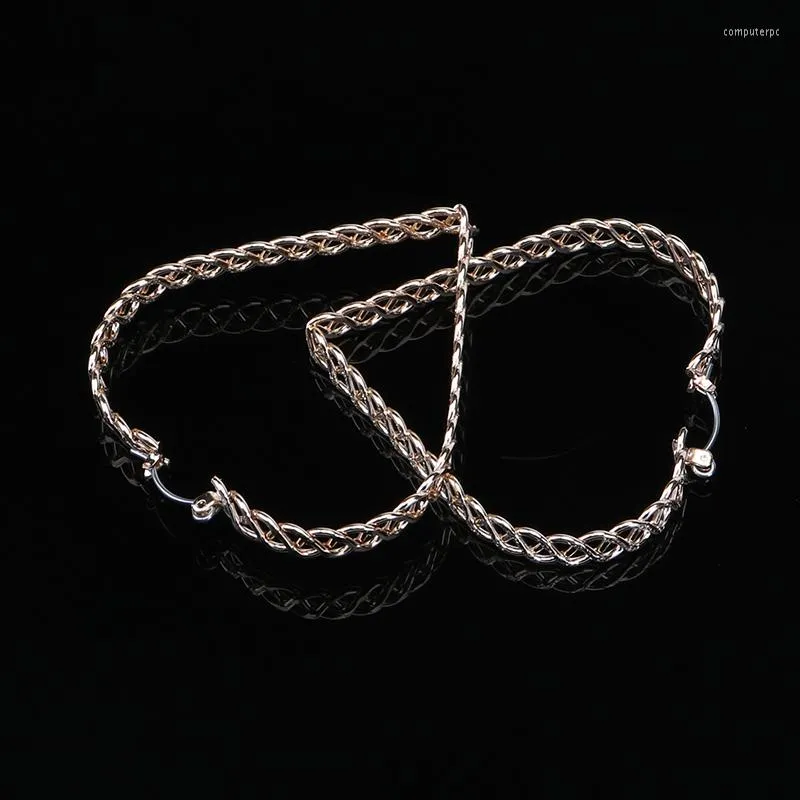 Kolczyki obręcze modne i skurczone serce puste metalowe kolczyki są zgodne z indywidualnym kształtem łańcucha postaci