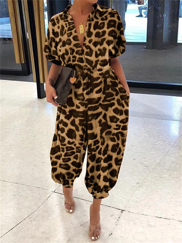 Leopard Print Ladies Jumpsuits With Sleeves Retro Style, Short