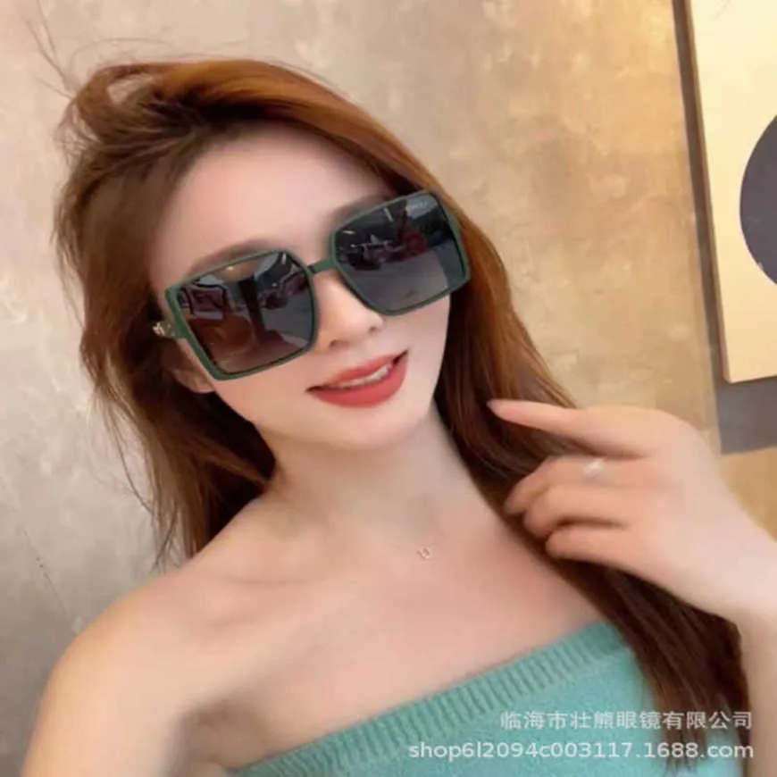 Luxury Designer High Quality Sunglasses 20% Off Personality Little Bee 3215 Large Frame Ultra Light TR90 Polarized Female