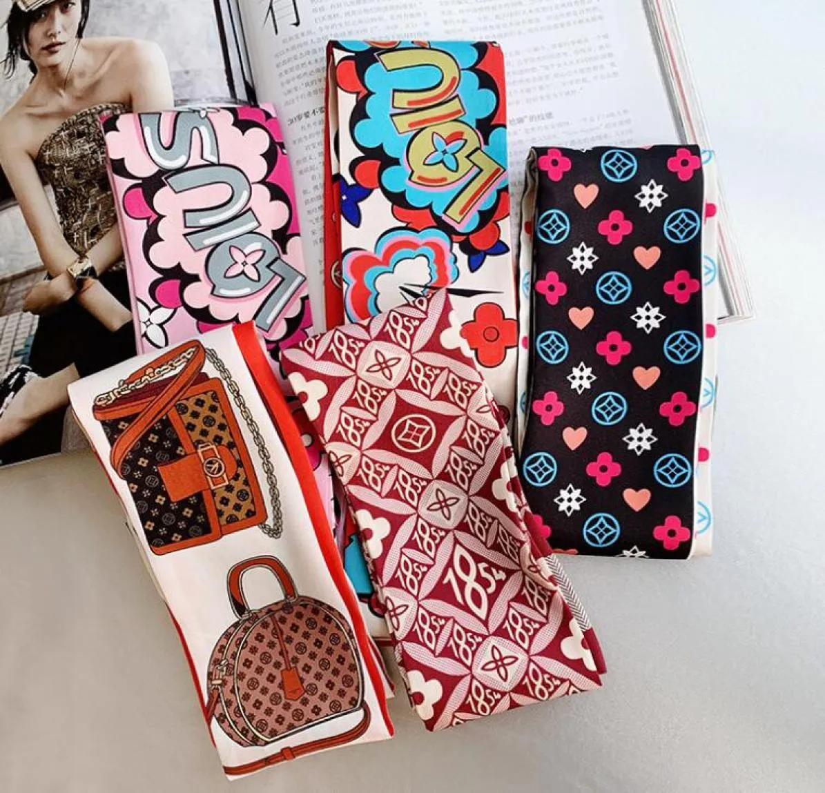 8style Desinger Letters Print Bags Scarves Accessories Silk Handle Gloves Wraps Muffler Wallet Purse Handbag Women Bag Paris Tote 2842241