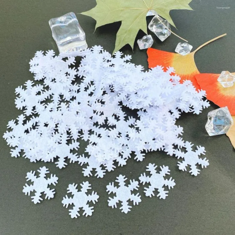 Dekoracje świąteczne 300/200/100pcs Mini Snowflake Confetti Applique Craft Scrapbooking Dekoracja przyjęcia weselnego na szkło 2023