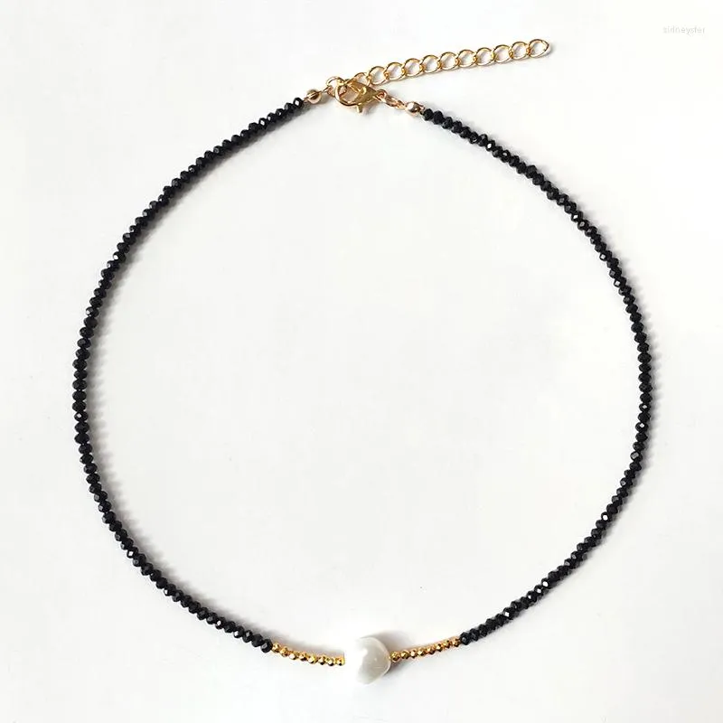 Girocollo Collana con ciondolo di perle naturali Collana con perline di cristallo nero Gioielli per banchetti Collo elegante femminile Accessori di moda Squisito