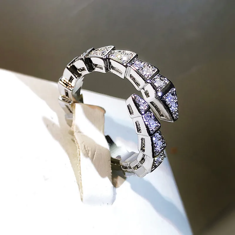 anello a fascia di design serpente di moda dimensione aperta semplice cristallo di diamante brillante anelli d'amore gioielli per le donne