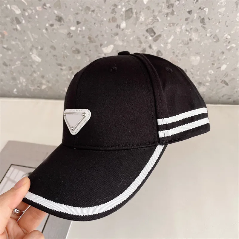 Mode Sport Casual Baseball Hattar Designer Märke Män Kvinnor Justerbar Casquette Triangel Stereoskopisk Läder Etikett Shade Hat Ball Caps