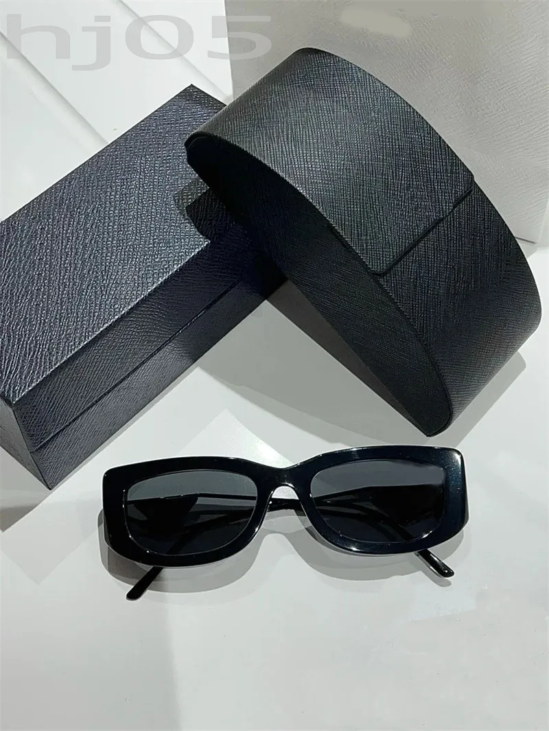 Europeiska stil unisex glasögon p designer solglasögon ögon skydd bärbara lantar de sol ihåliga ut metall ram designer solglasögon mens pj074 b23
