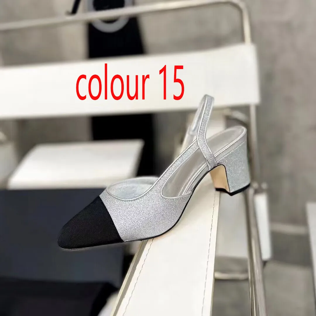 Summer Beach Sandals designer shoes Casual Sandal fashion 100% leather shoes Belt buckle Thick heel Heels Baotou lady Work Women Dress SHoes Large size 34-42 With box