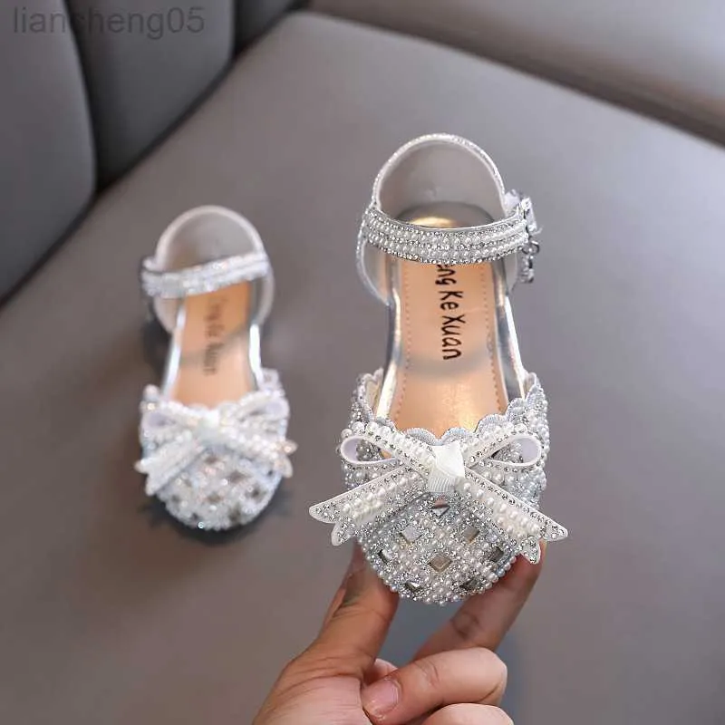 Sandals Summer Little Girls Rhinestone Sandals Hot New Children's Pearl Bow Party Sandals Kids Bling Hollow Out Wedding Shoes W0327