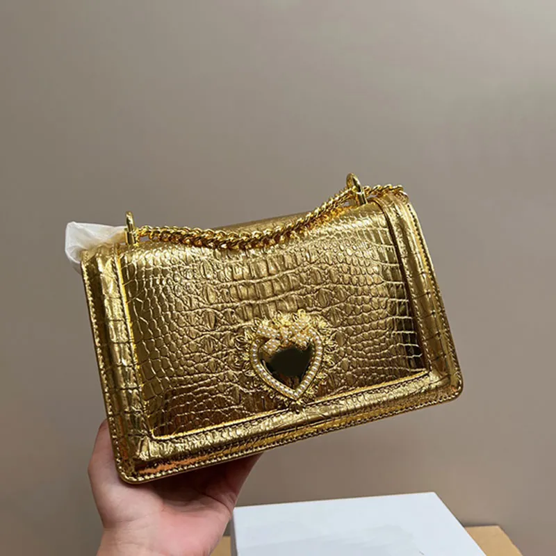 Ketting flap crossbody tas handtassen mode echte lederen luipaard schoudertassen metaal hardware magnetische gesp vier square vrouwen koppelingsportemonnee interieur ritssluitingzak