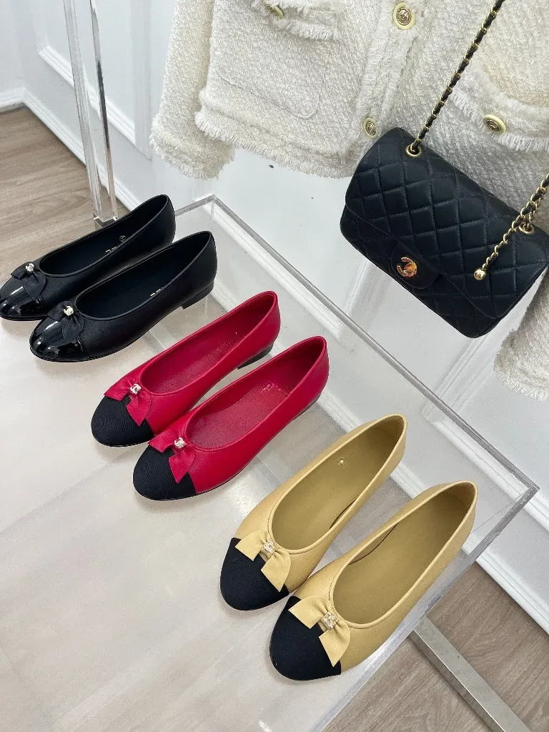 2023 ballerines de designer - Style classique en cuir véritable de marque Chaussures à la mode Utilisation habituelle, bal de promo, tenue de soirée de mariage Chaussures habillées de style classique