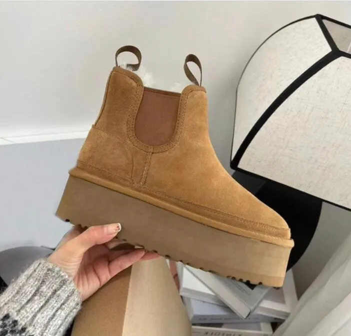 Vrouwen verhogen platform snowboots houden warme laars zacht comfortabel Schapenvacht Pluche vrijetijdslaarzen Mooi cadeau met kaartstofzakdoos