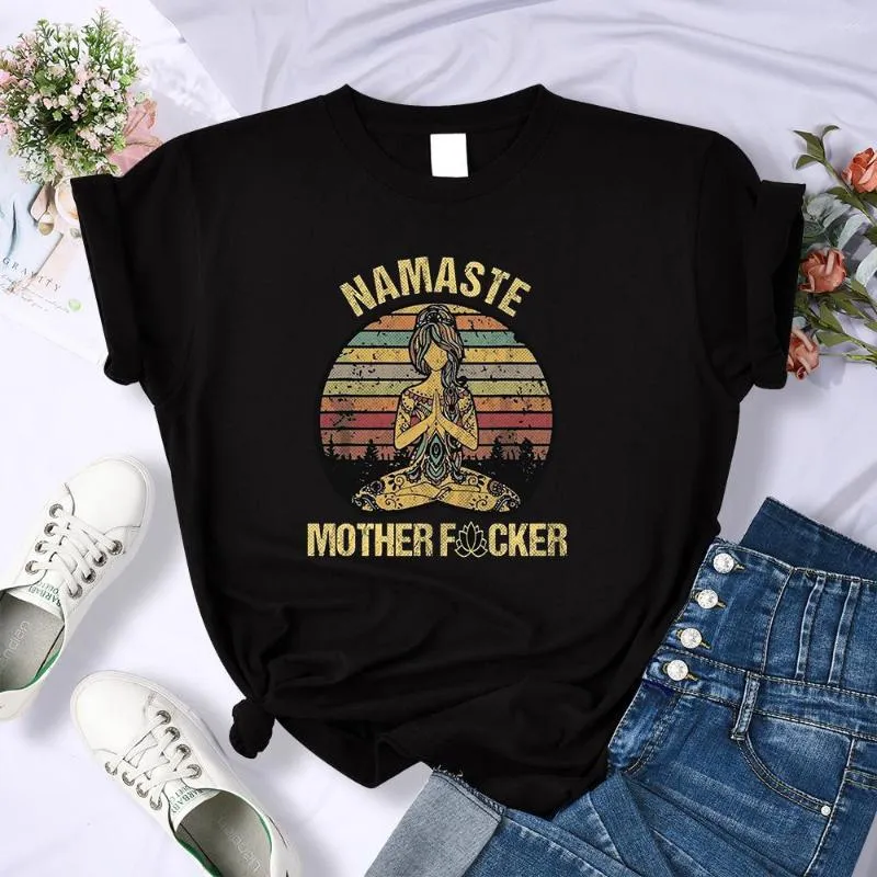 Camisetas de mujer Vintage Namaste Mother explícita divertida camiseta de mujer cuello redondo Harajuku moda transpirable Crop Top Casual Sport Shirt