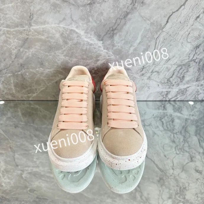 Topp ny designer casual vita skor sneakers casual skor sneakers kvinnor lägenheter plattform skor logo vit svart lyx sammet mocka kvinnor snör