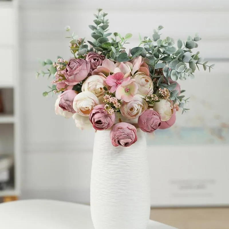 Dekoracyjne kwiaty Piękne sztuczne kwiaty lekkie róże odporne na rustykalne herbaty fałszywe