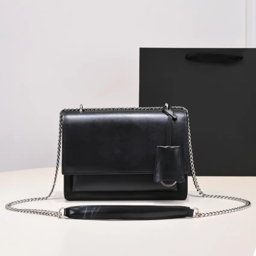 バッグ Shining Crocodile Shoulder Bag Black Crocodile Shoulder Bag | Calvin Klein