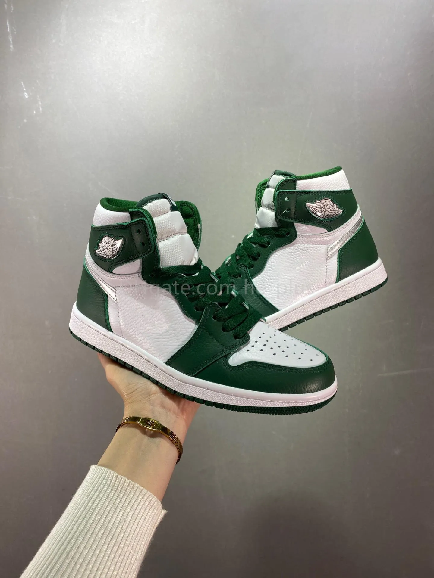 Mens Luxury Skateboard Shoes Designer 2023 Unisex Sports Sneakers W