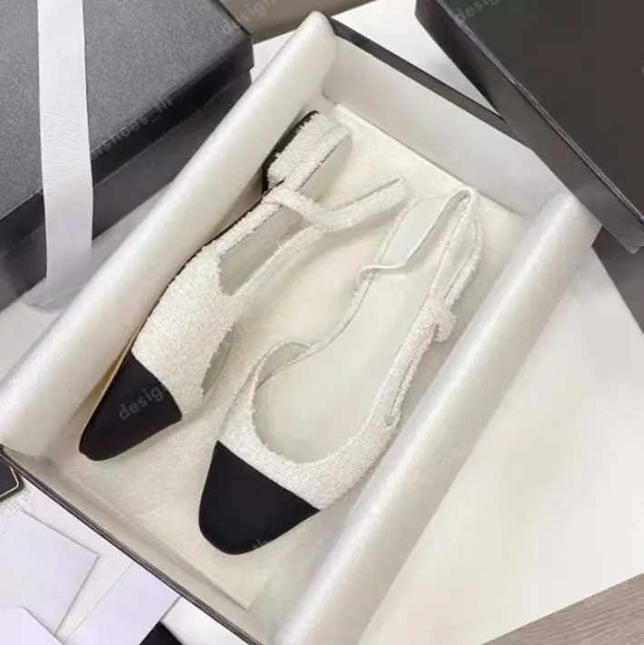 Sandali firmati Scarpe da donna in pelle di vitello Scarpe da abito da sposa Scivoli a testa tonda Sandali con tacco basso alla moda Scivolo casual all'aperto estivo