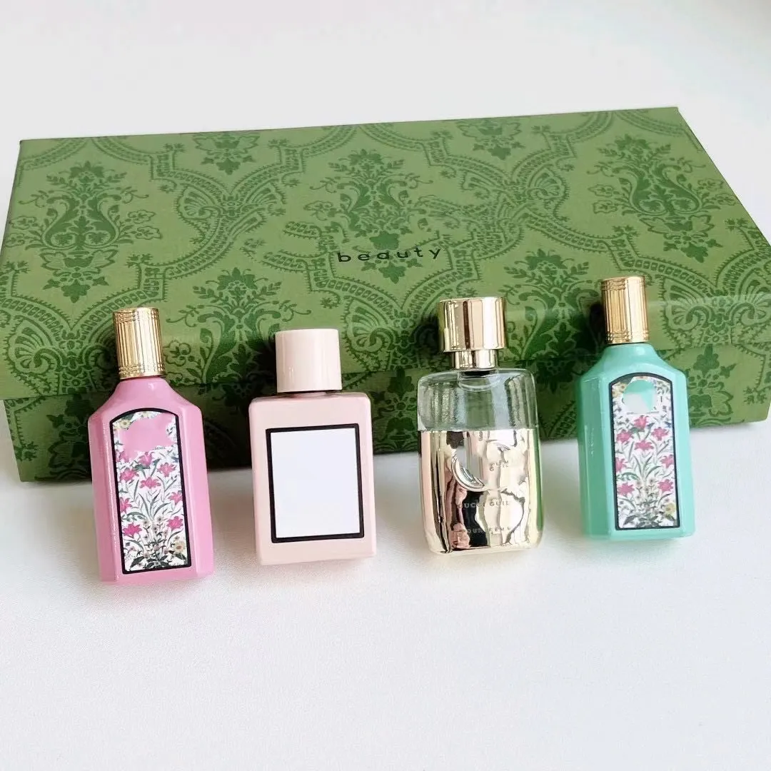 Top Perfume Set Flora Woman Perfume Gift Suits Fragrance Spray EDP Eau De Parfum Designer Lady Parfums Charming Scents Longer Lasting Smell Lovers Gift