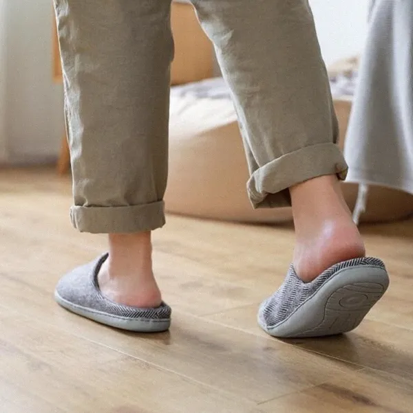 Mens room slippers sale
