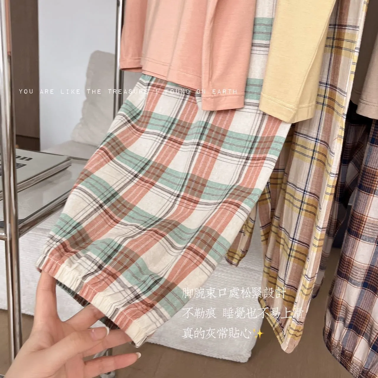 Women s summer pajamas set with short-sleeved shirt and knee-length ...