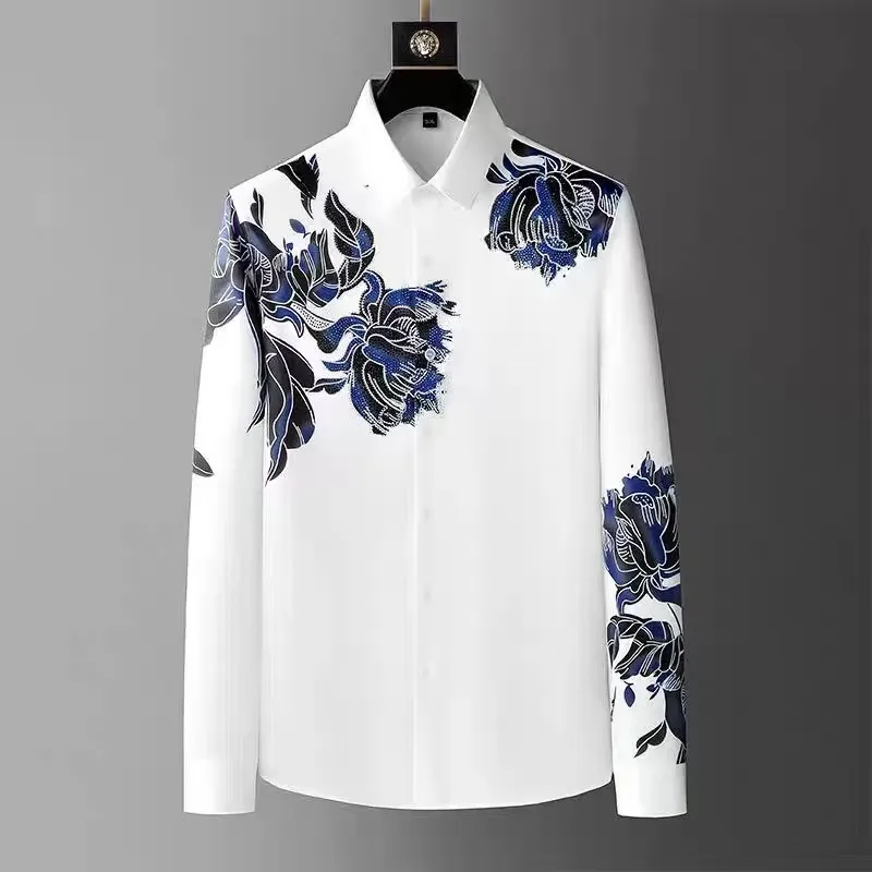 Camisas casuais masculinas Trendência européia e americana Blue rosa quente impressão de diamante longa Camisa de manga longa Men 2023 Spring New High-end Casual