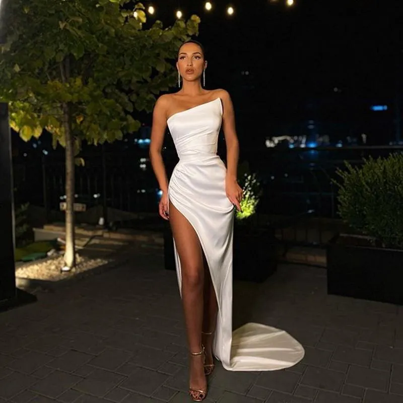 halter mermaid formal dress Rhinestone Trim Fish Bone Seam Slit Halter Mermaid Evening Gown