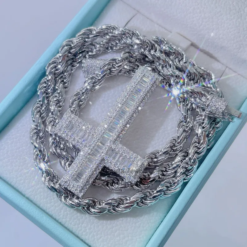 DHgate.com:White Gold Sier VVS Moissanite Diamond Iced Out