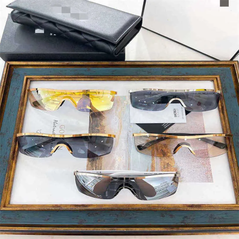 Las mejores gafas de sol de diseñador de lujo 20% de descuento en el producto El parabrisas Xiaoxiangjia es popular en Internet, el mismo estilo de tecnología futurista, sentido de una sola pieza.