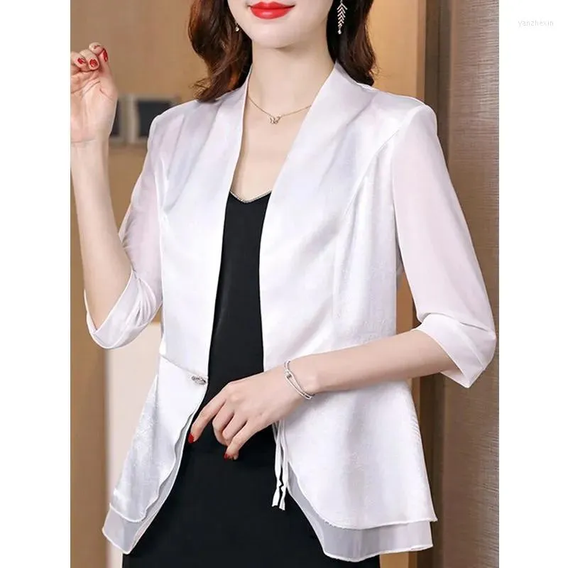 Vestes pour femmes Mode Blazer blanc Satin Couture Mesh Demi-manche Chemise Mince Costume Noir Veste Femme Printemps et été Court