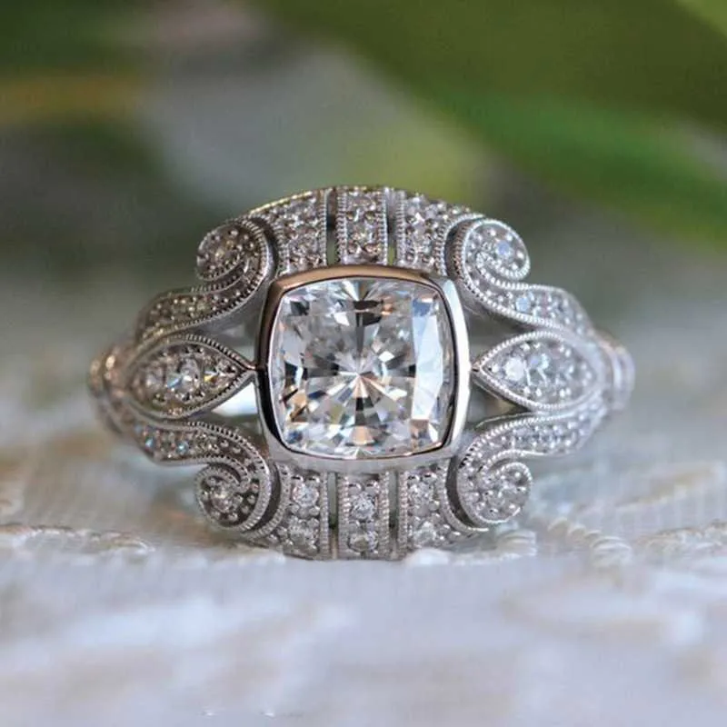 Bague Unique pour femmes avec motif gothique, bague Vintage en zircone cubique, cadeau d'anniversaire de mariage, Z0327