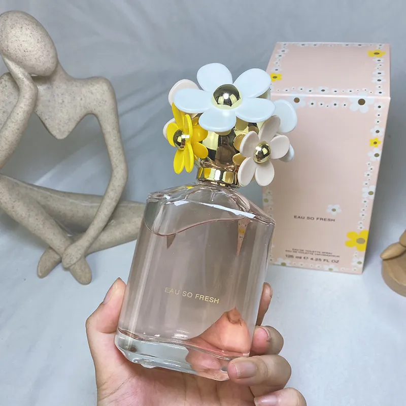 125 ml parfymer dofter kvinna parfym spray blommor fruktiga anteckningar edt 4.25fl oz högsta utgåva för någon hud