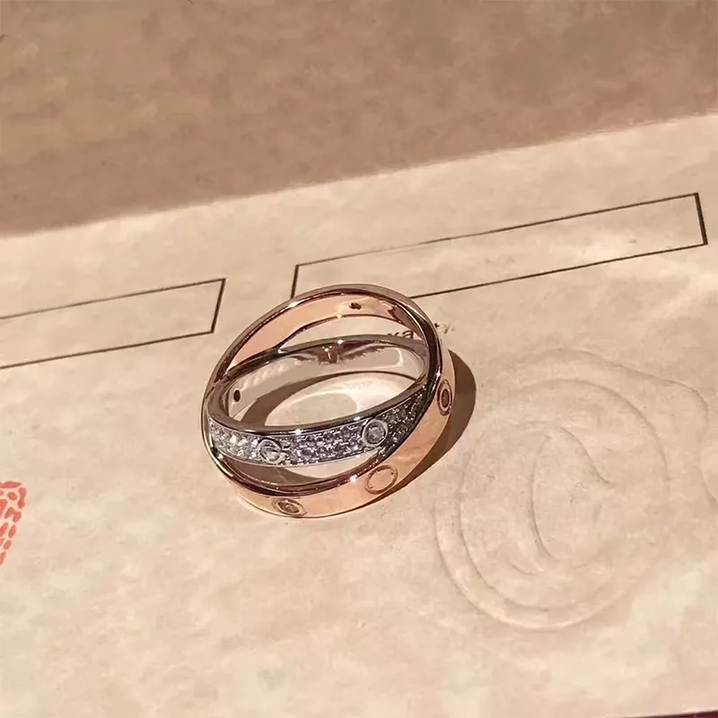 Tasarımcı Ring Gold Gümüş Yepyeni Moda Tri Renk Üç Çift Düğün Kadınlar Lüks Gökyüzü Yıldız Elmas Takı