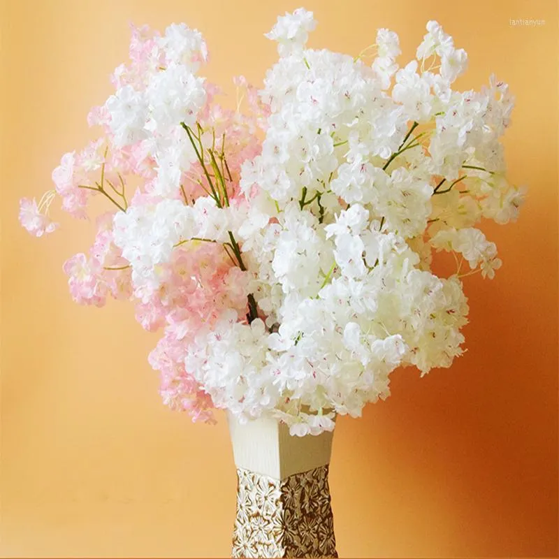 Fiori decorativi 3 pezzi Seta artificiale Fiori di ciliegio Piante Alberi Rami Bouquet da sposa Home El Matrimonio Sfondo Decorazione Fiore finto
