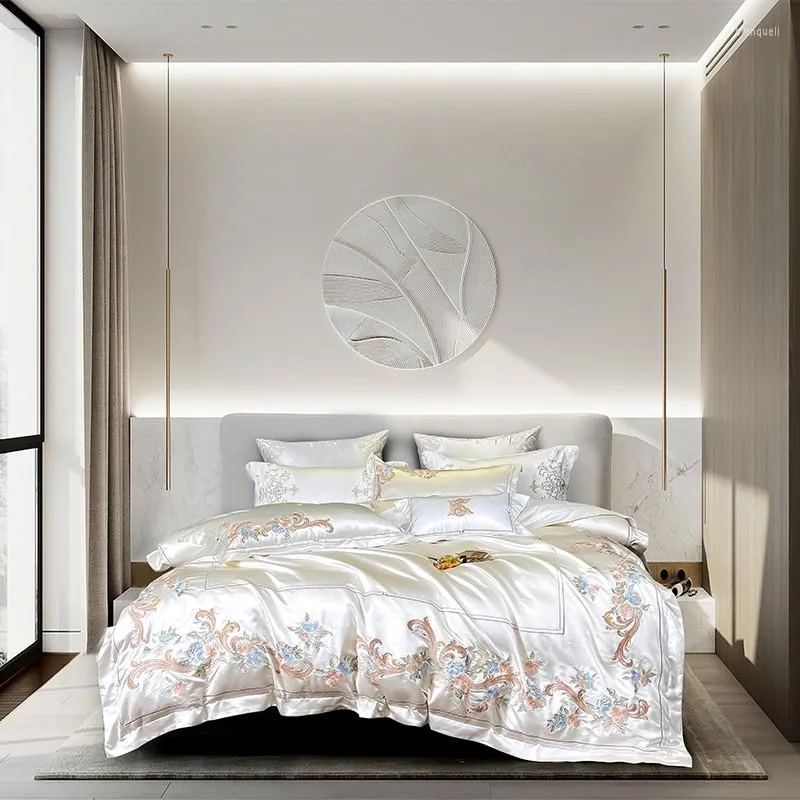 寝具セット1000tcサテンとエジプトの綿の贅沢シックな花の刺繍具ピンクホワイトスーパーソフト快適な羽毛布団カバー