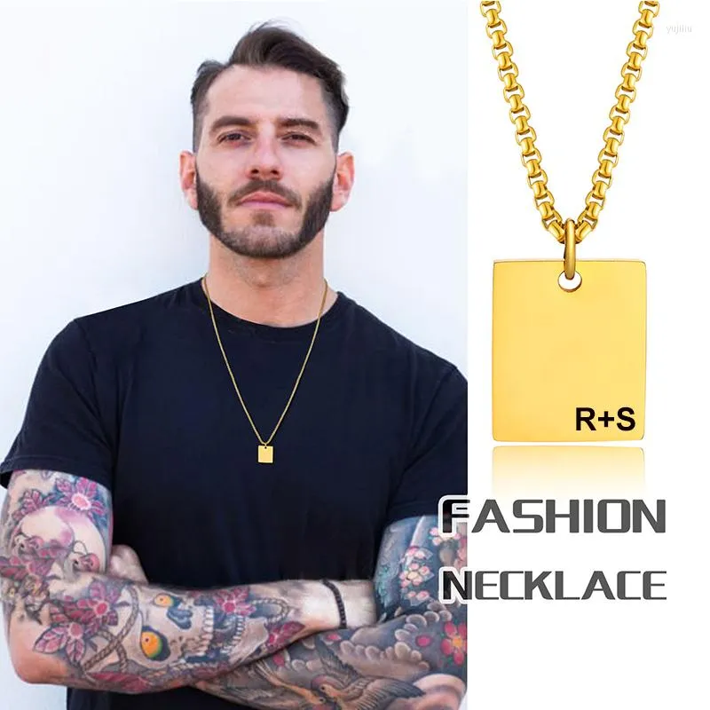 Collares pendientes Letra inicial personalizada gratis para hombres Color dorado Acero inoxidable Cuadrado geométrico San Valentín Regalo de Navidad