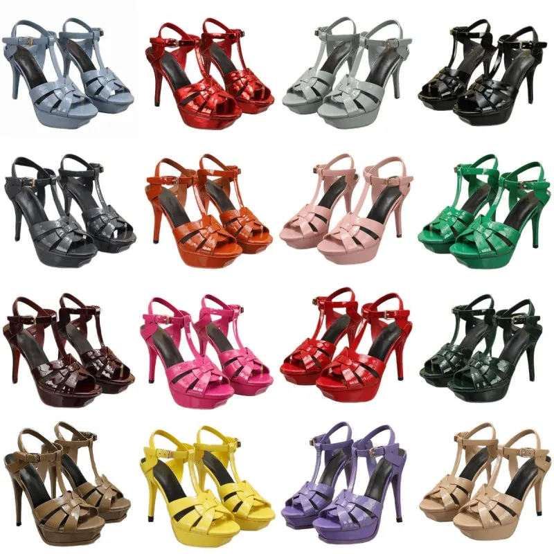 Sandales Haut En Cuir Talons Hauts Chaussures De Plateforme De Luxe Pour Femmes Chaussures De Créateur En Cuir Verni Sexy Chaussures De Fête D'été Classiques Jelly Clour Talons Aiguilles Boucle Lettre