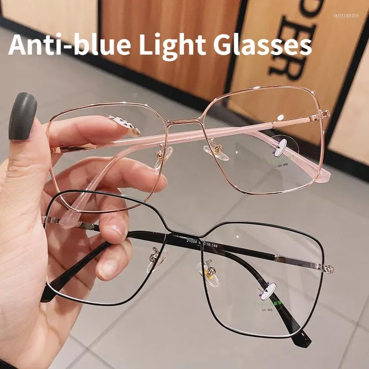 Zonnebrillen frames 2023 Anti-blauw lichte bril vrouwen mannen metaal veerpoot liepglas frame optische computer groothandel