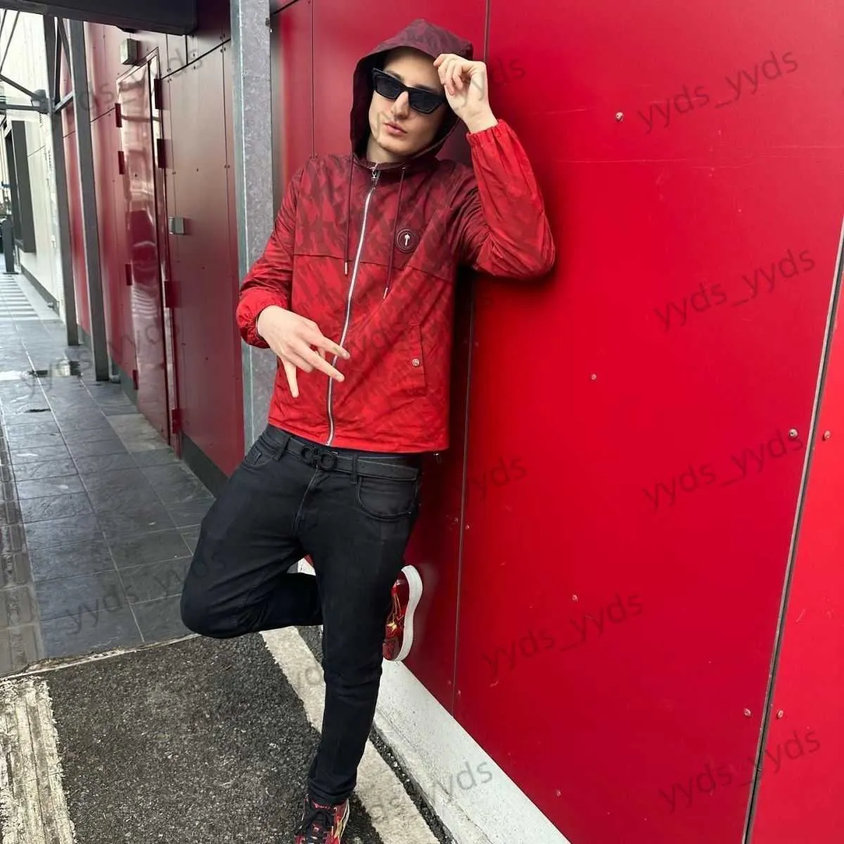 Mens Jackets Trapstar IRONGATE T Red Windbreaker Embroidered