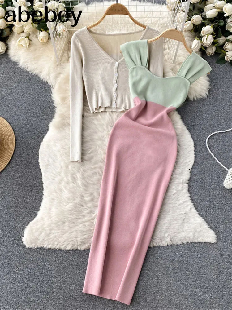 Two Piece Dress Autumn Fashion Sexy Knitted Sets Long Sleeve Cardigan TopSlim Contrast color Camis Dress Women OL Sweater Two Pieces Sutis 230329