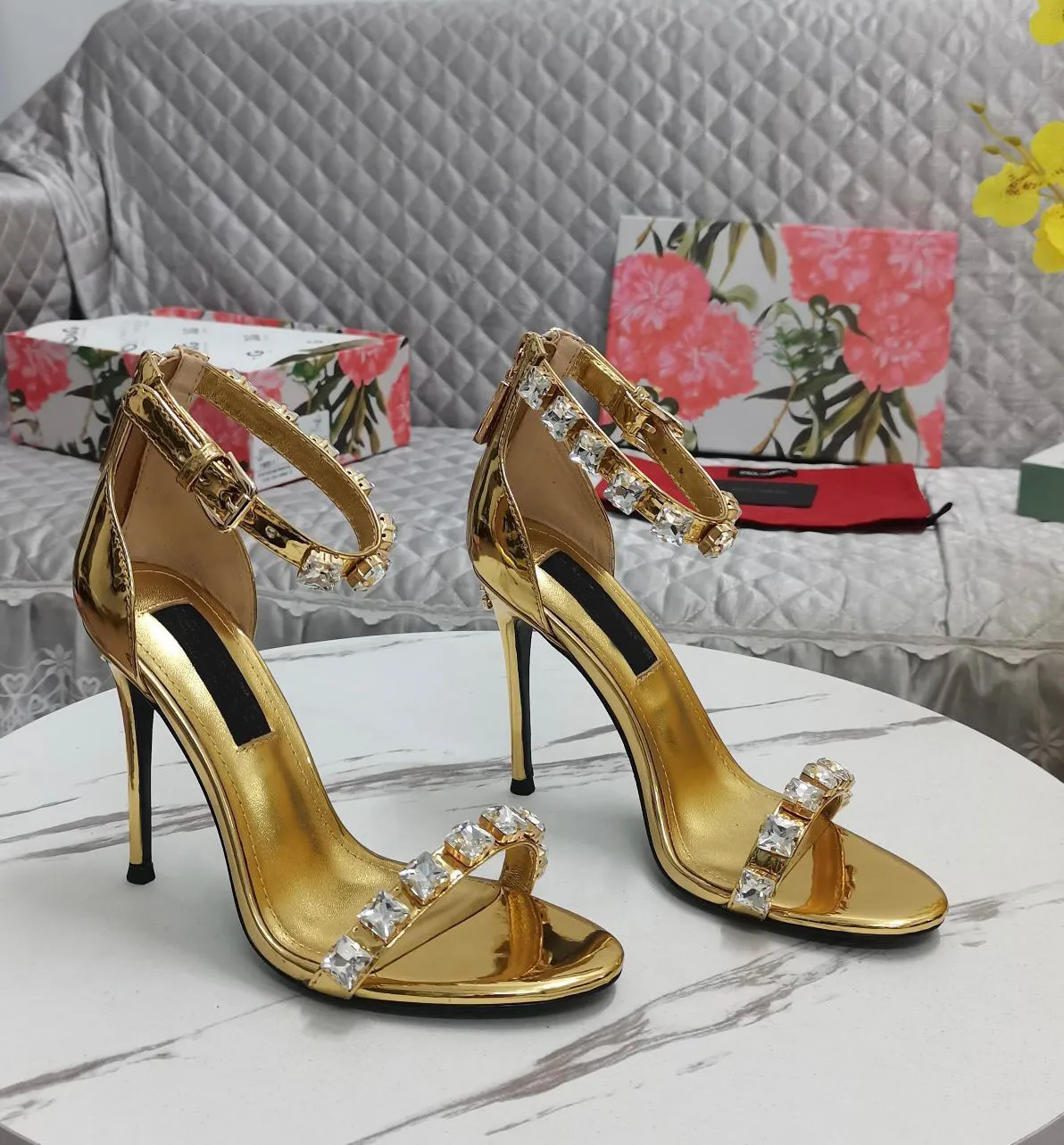 Italy Design Polished Sandals Shoes Women Rhinestones Studs Patent Leather Gold Silver Black High Heels Party Dress Wedding Lady Sexy Walking EU35-43